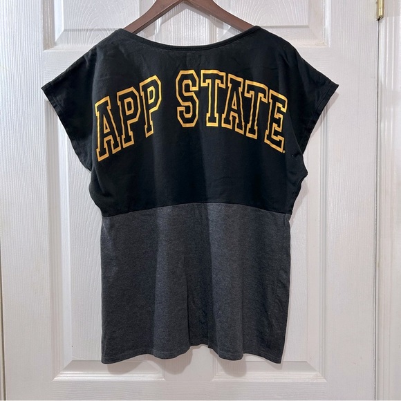 Appalachian State Women's T-Shirt Russell Athletic App Mountaineers XL Juniors - Picture 2 of 7